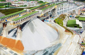 img-fluid rounded-start